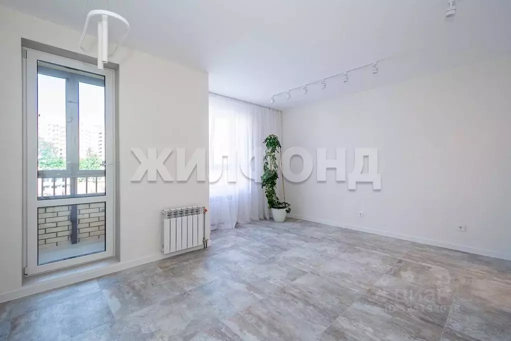 1-к кв. Новосибирская область, Новосибирск ул. Имени генерал-майора ... - Фото 2