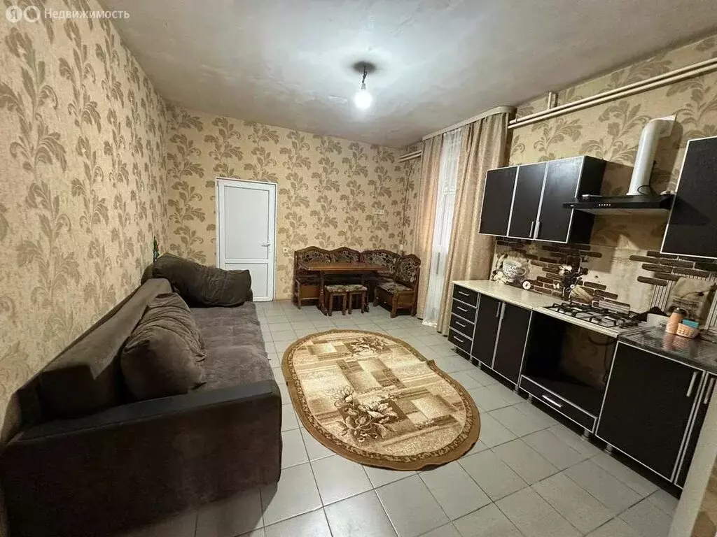 Дом в село Нижняя Шиловка, Светогорская улица (220 м) - Фото 0