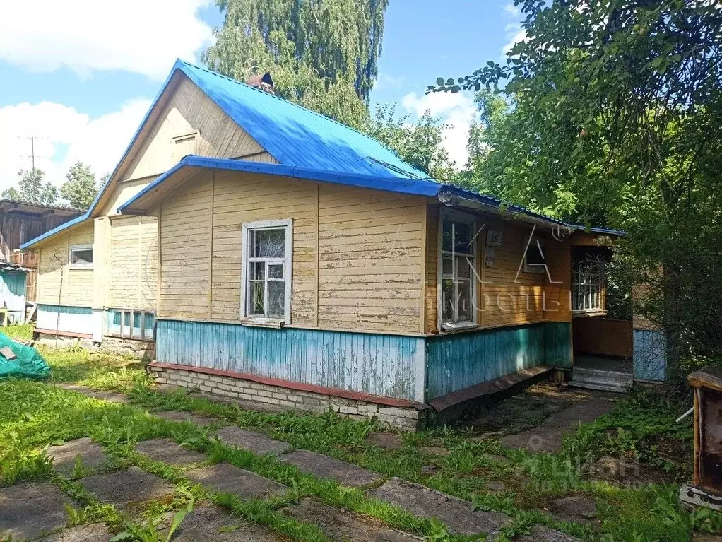 Дом в Ленинградская область, Лужский район, Толмачево городской ... - Фото 1