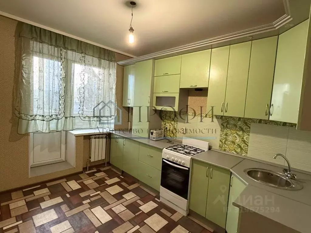 1-к кв. Белгородская область, Новый Оскол ул. Успенская, 32/1 (36.4 м) - Фото 0