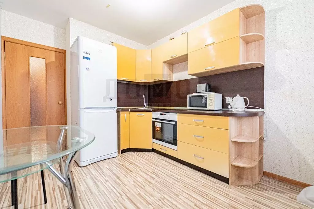 1-к кв. Свердловская область, Екатеринбург ул. Билимбаевская, 39 (33.2 ... - Фото 1