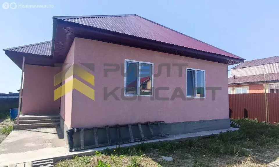 Дом в село Усть-Заостровка, Молодёжная улица, 8 (85 м) - Фото 0