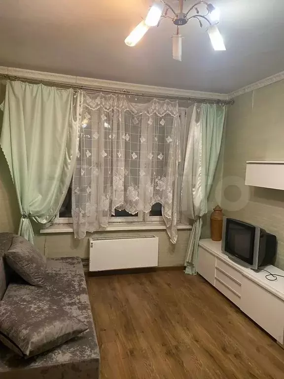 Комната 17 м в 2-к., 7/9 эт. - Фото 1