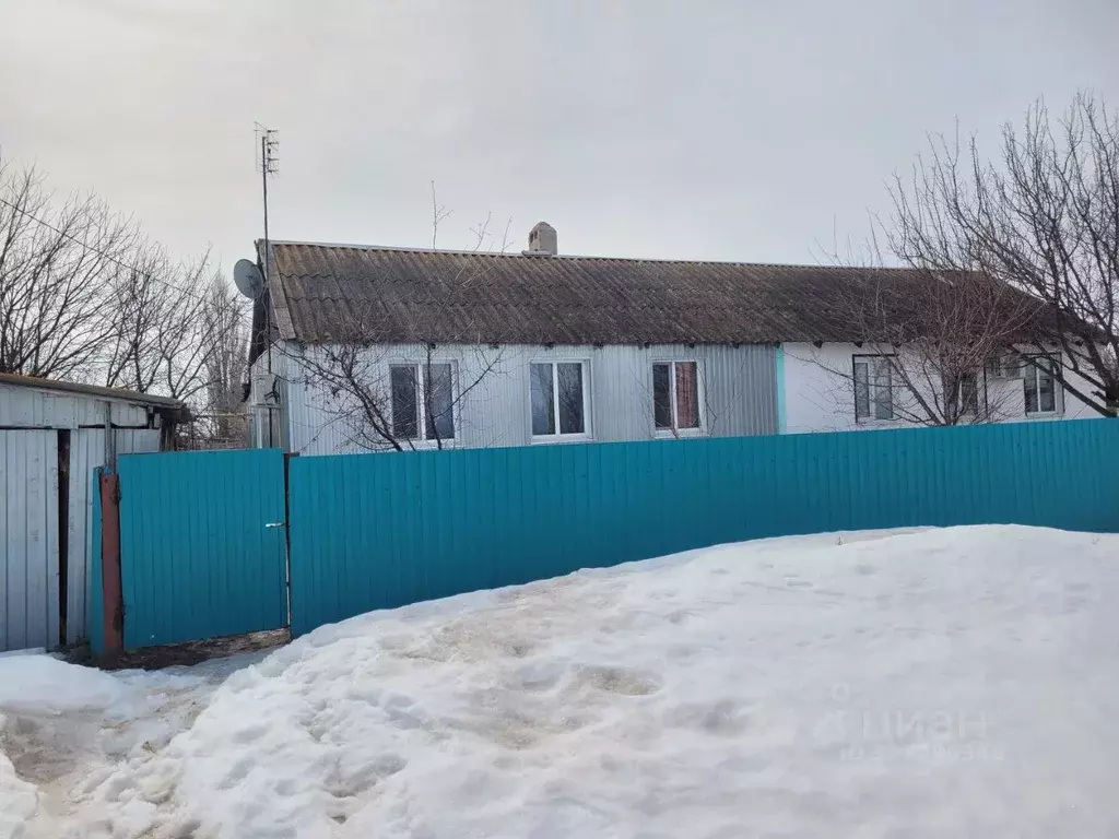 Дом в Саратовская область, Ровенский район, с. Первомайское  (51 м) - Фото 1