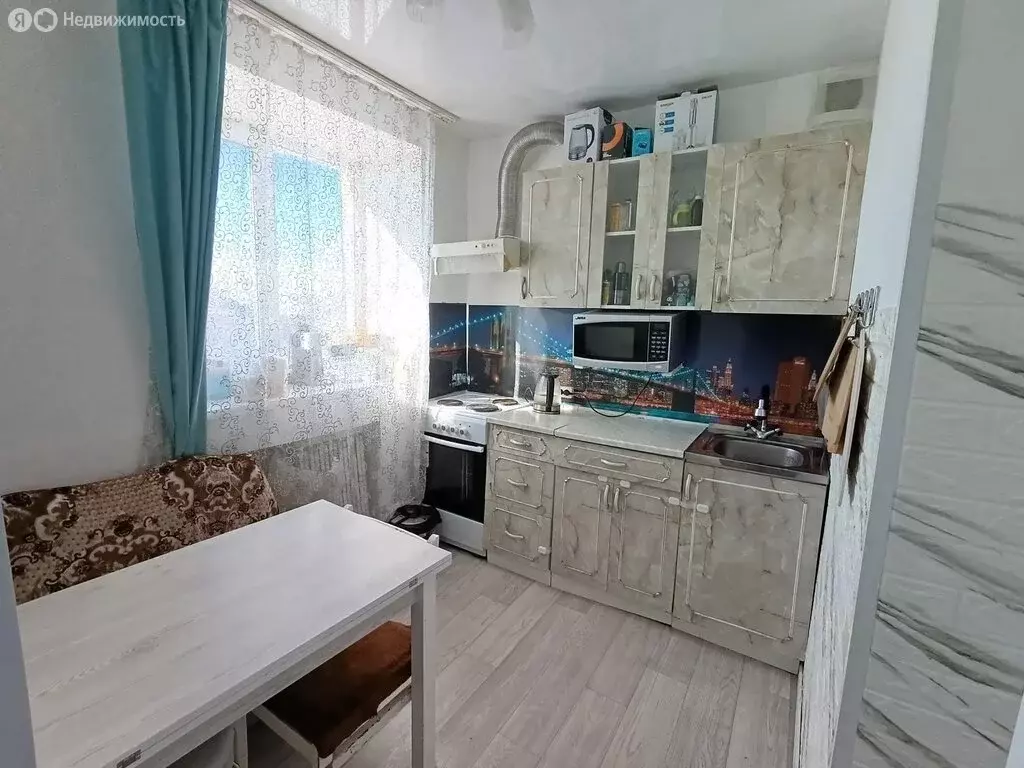 3-комнатная квартира: Лесозаводск, улица Гагарина, 5 (61 м) - Фото 1