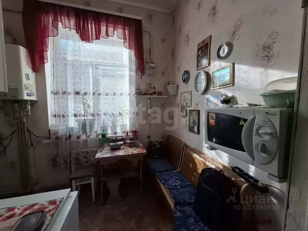 3-к кв. Крым, Сакский район, Новофедоровка пгт ул. Спортивная (81.4 м) - Фото 1