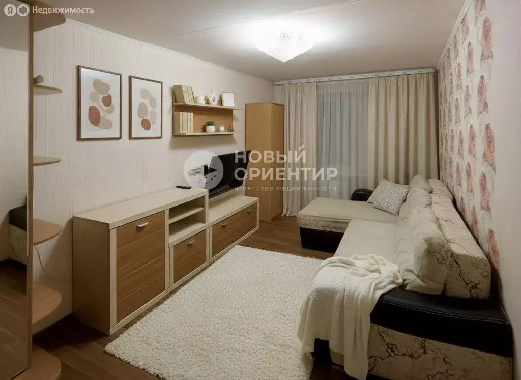 2-комнатная квартира: Екатеринбург, улица Бебеля, 130 (54 м) - Фото 1