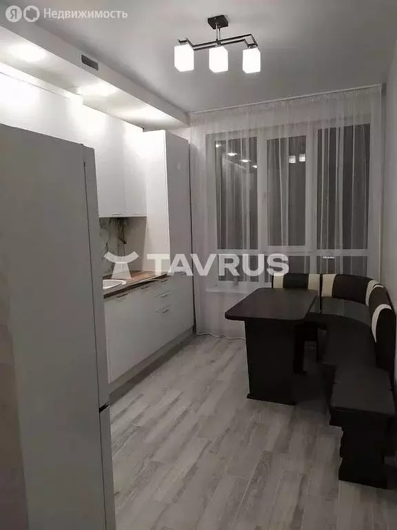 1-комнатная квартира: Симферополь, улица Трубаченко, 14Б (33 м) - Фото 0