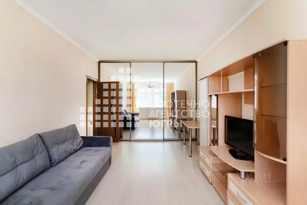 1-к кв. Ханты-Мансийский АО, Ханты-Мансийск ул. Энгельса, 3 (43.0 м) - Фото 2