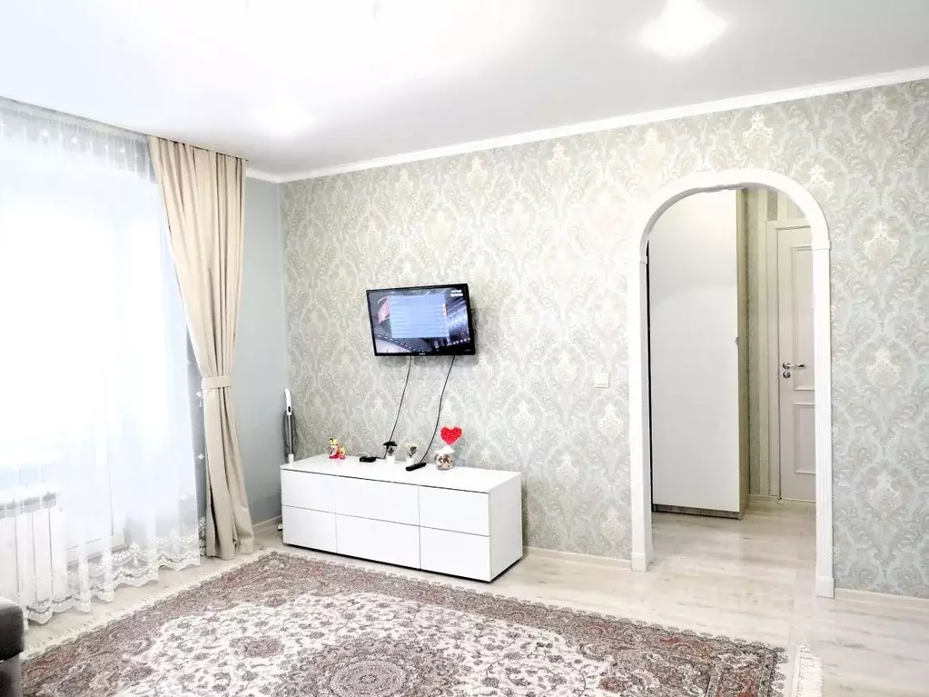 1-к кв. Омская область, Омский район, с. Троицкое, Ясная Поляна мкр ... - Фото 1