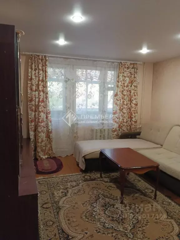 3-к кв. Кировская область, Слободской ул. Грина, 35 (59.5 м) - Фото 1