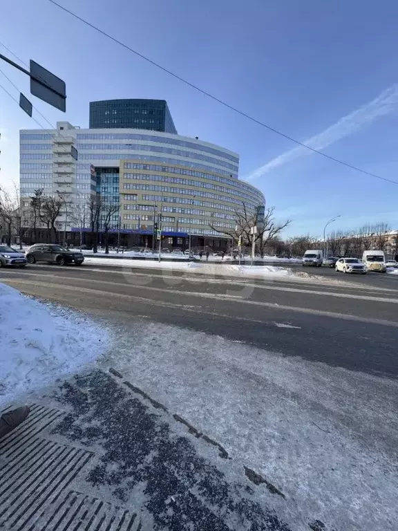 3-к кв. Тюменская область, Тюмень ул. Мельникайте, 87 (51.8 м) - Фото 0