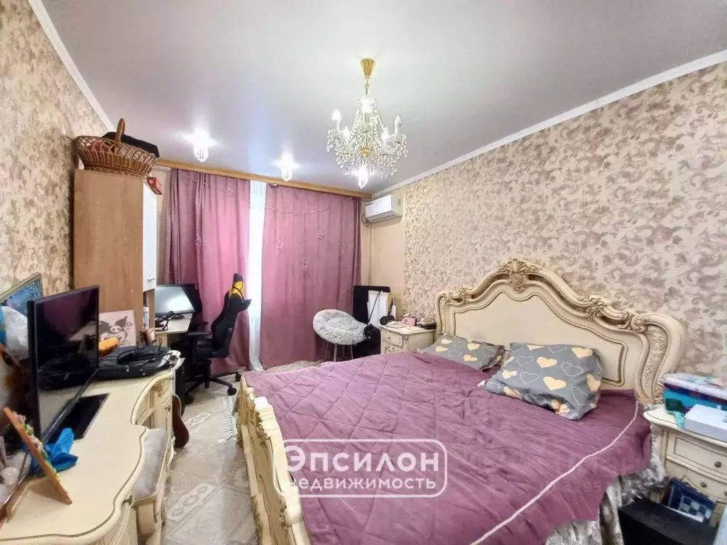 3-к кв. Курская область, Курск просп. Вячеслава Клыкова, 90 (76.9 м) - Фото 1