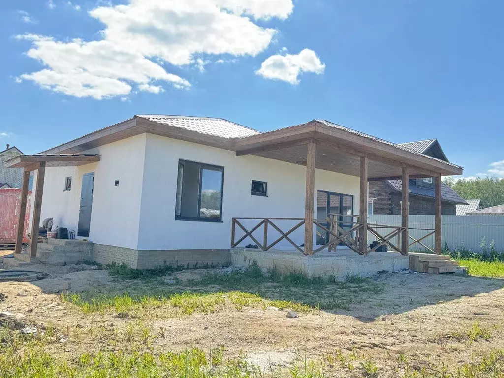 Дом в Свердловская область, Белоярский муниципальный округ, пос. ... - Фото 1