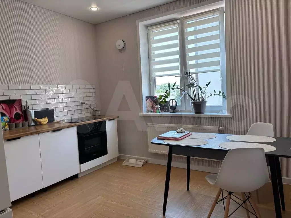 2-к. квартира, 60 м, 4/16 эт. - Фото 1
