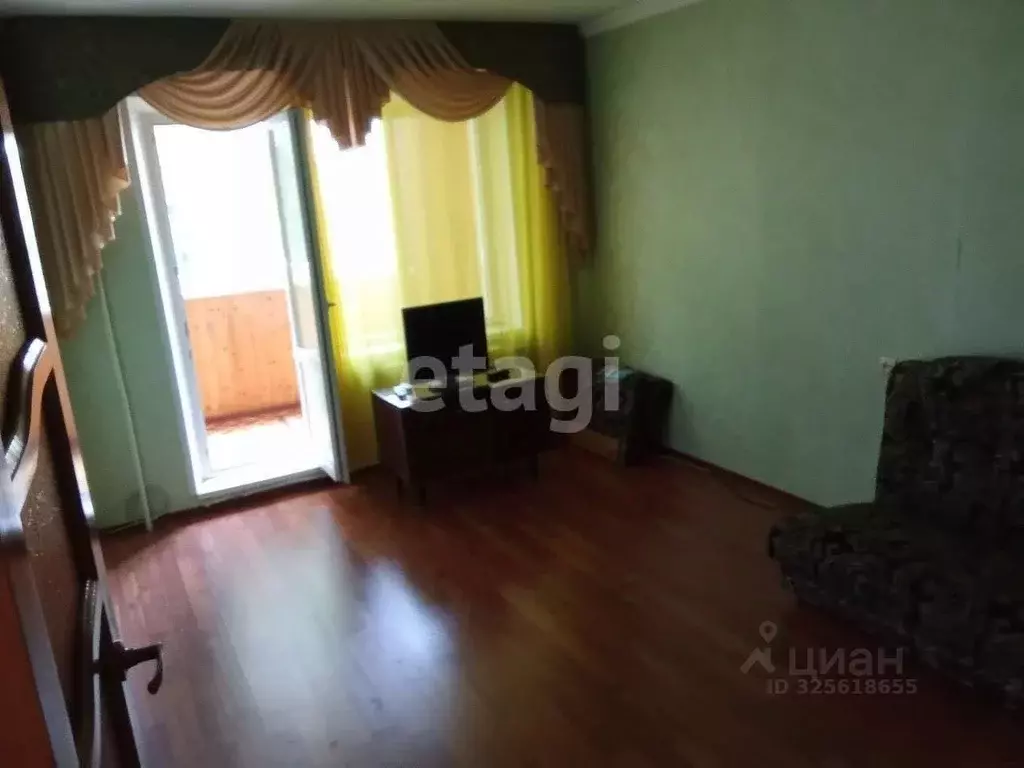 2-к кв. Белгородская область, Алексеевка Республиканская ул., 67 (59.8 ... - Фото 1