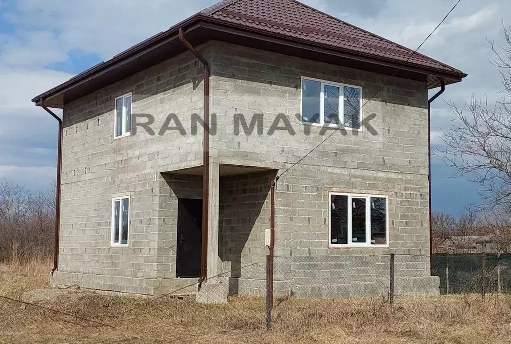 Дом в Адыгея, Майкоп городской округ, Ханская ст-ца ул. Лесная, 17 ... - Фото 0