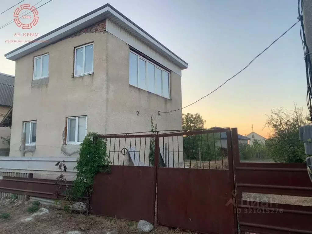 Дом в Крым, Ленинский район, с. Ильичево, Яблонька СНТ ул. Садовая (56 ... - Фото 0