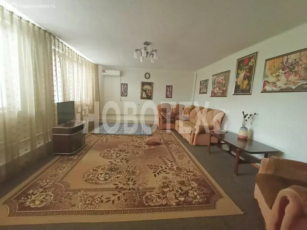 Дом в Апшеронск, улица Баумана, 20 (169.6 м) - Фото 1