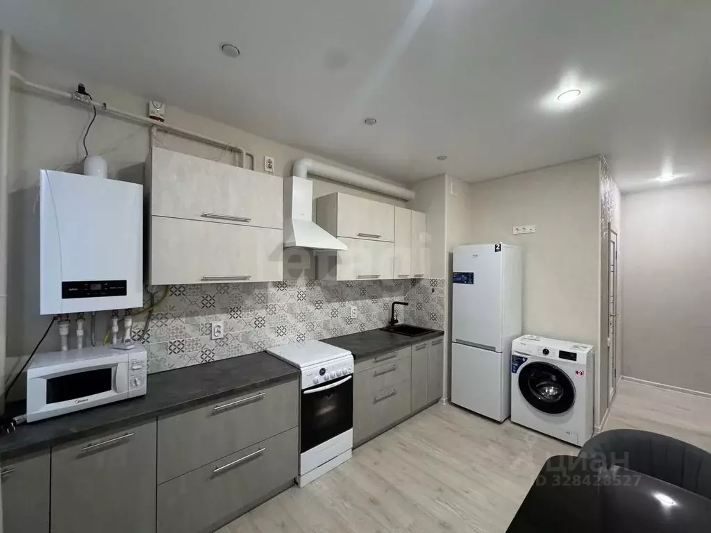 1-к кв. Крым, Симферополь ул. Трубаченко (32.8 м) - Фото 0