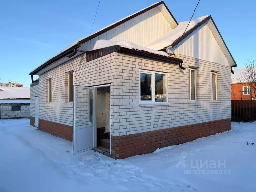 Дом в Белгородская область, Белгород ул. Луначарского (58 м) - Фото 1