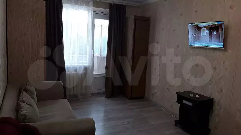 1-к. квартира, 31 м, 2/6 эт. - Фото 1