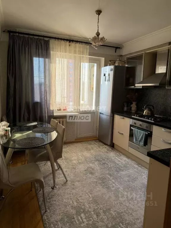 1-к кв. Дагестан, Каспийск ул. Амет-хан Султана, 2В (33.2 м) - Фото 1