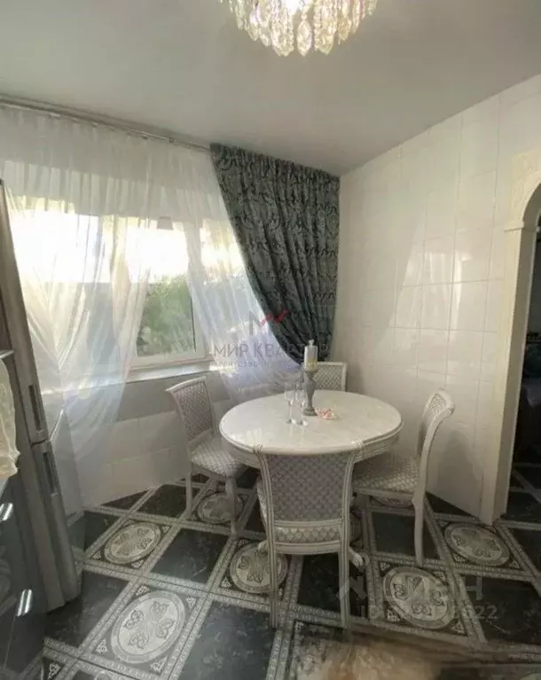 3-к кв. Хакасия, Абакан ул. Щорса, 30 (90.0 м) - Фото 1