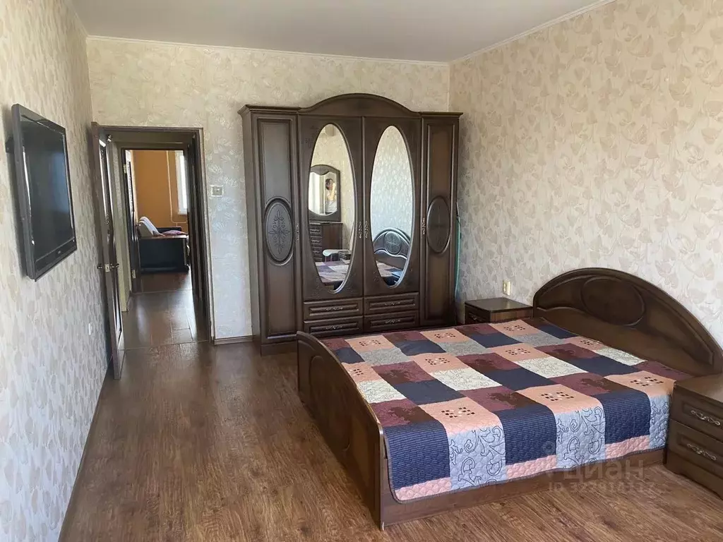 2-к кв. Краснодарский край, Новороссийск Пионерская ул., 33 (69.0 м) - Фото 0