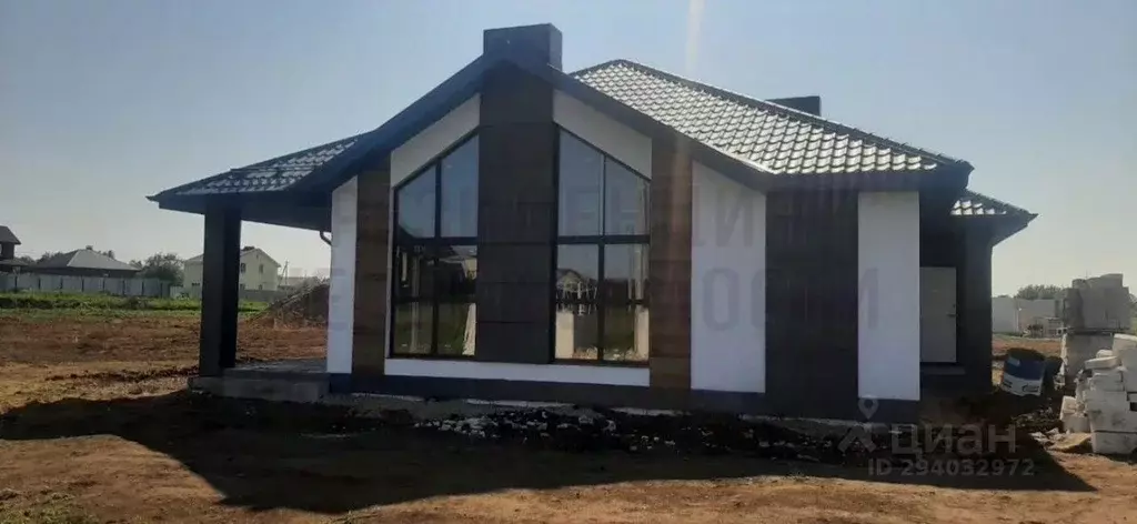 Дом в Самарская область, Волжский район, Курумоч с/пос, пос. Власть ... - Фото 1