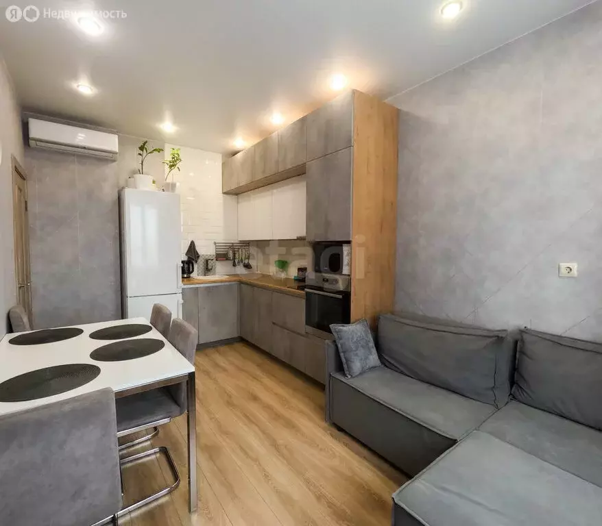 3-комнатная квартира: Новосибирск, 2-я Обская улица, 154 (78.4 м) - Фото 2