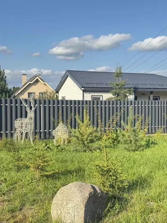 Участок в Ленинградская область, Кировский район, Павловское городское ... - Фото 1