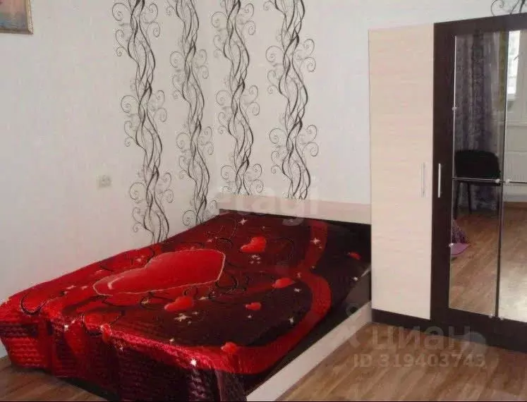 1-к кв. Крым, Симферополь ул. Батурина (33.0 м) - Фото 0