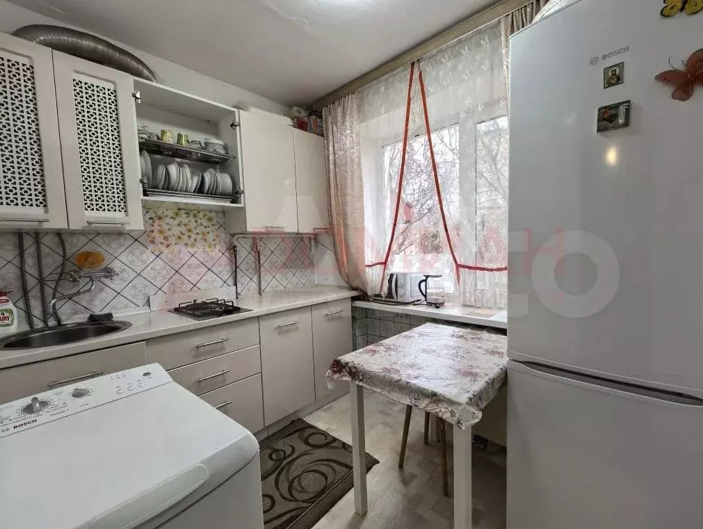 3-к. квартира, 59,3 м, 1/5 эт. - Фото 0