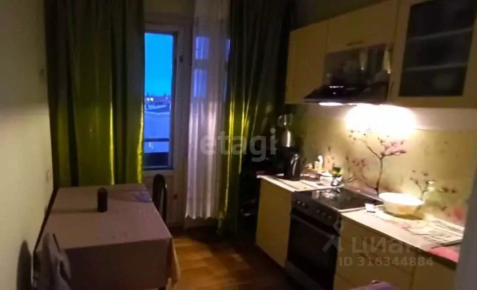 2-к кв. Красноярский край, Норильск Комсомольская ул., 3с1 (51.8 м) - Фото 0