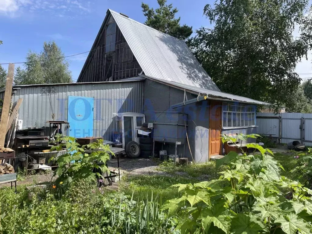 Дом в Ханты-Мансийский АО, Нижневартовск ул. Строителей, 27 (30 м) - Фото 1