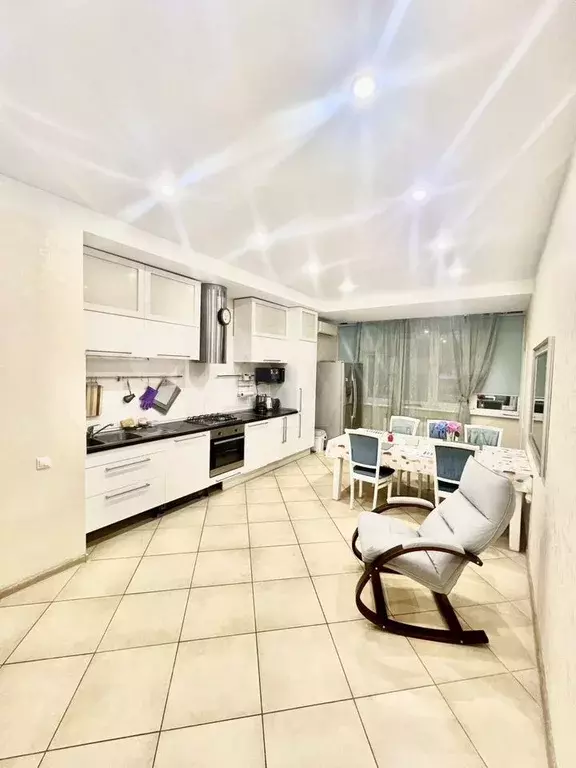 3-к. квартира, 115 м, 2/6 эт. - Фото 0