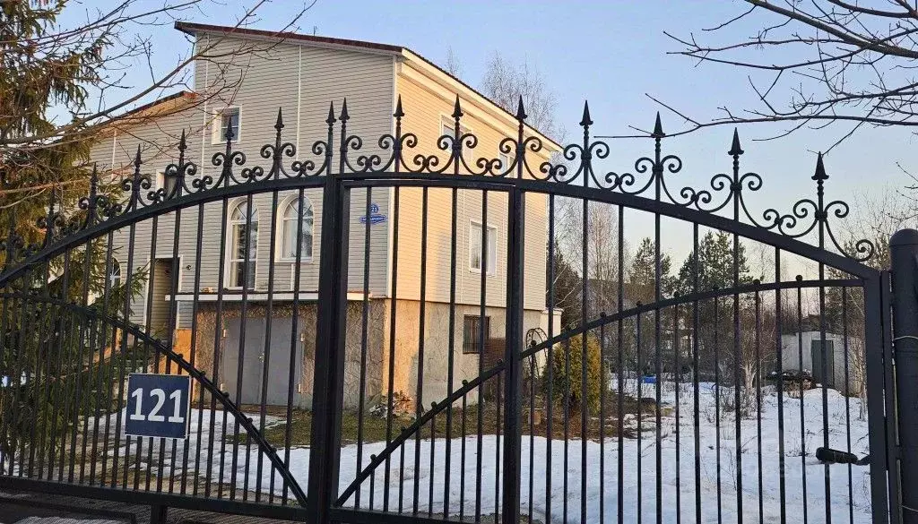 Дом в Ленинградская область, Тосненский район, Ульяновское городское ... - Фото 1