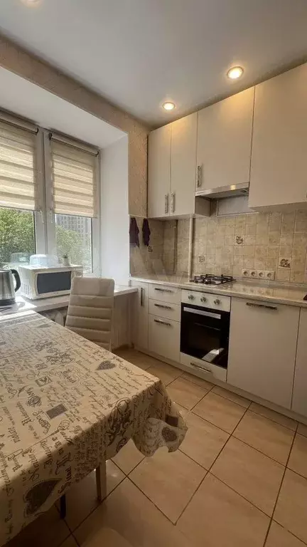 2-к. квартира, 40 м, 4/9 эт. - Фото 1