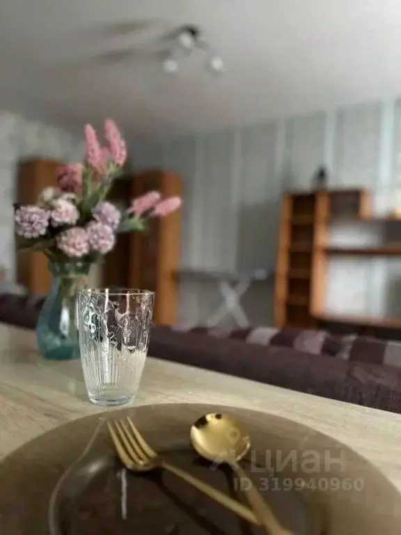 1-к кв. Иркутская область, Иркутск ул. Касьянова, 26 (35.0 м) - Фото 0