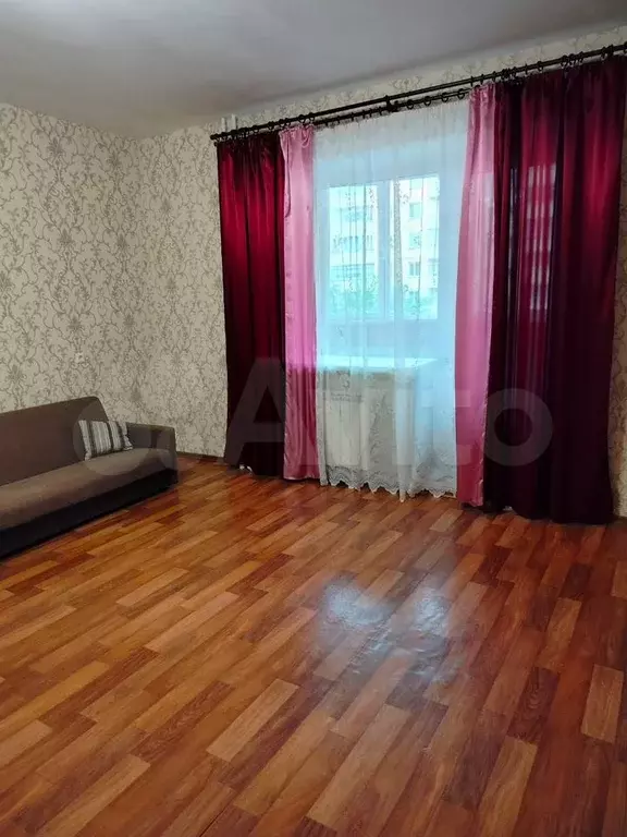 1-к. квартира, 47 м, 4/10 эт. - Фото 1