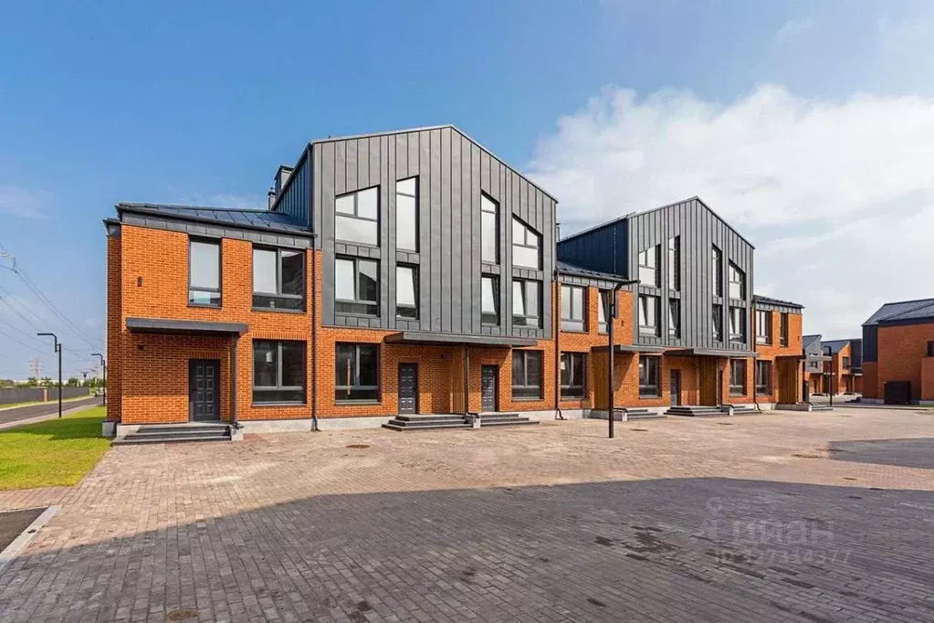 Таунхаус в Санкт-Петербург пос. Стрельна, Красносельское ш., 101к9 (92 ... - Фото 1