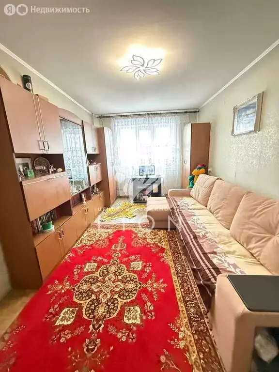 3-комнатная квартира: Белгород, улица Есенина, 14 (63.2 м) - Фото 1