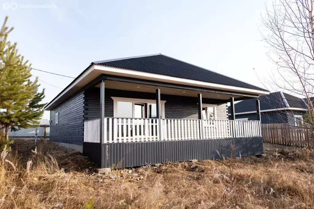 Дом в Баклашинское муниципальное образование, село Введенщина, 1-я ... - Фото 1