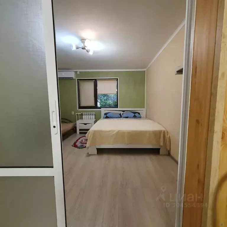 Дом в Крым, Евпатория ул. Тучина, 34 (100 м) - Фото 0