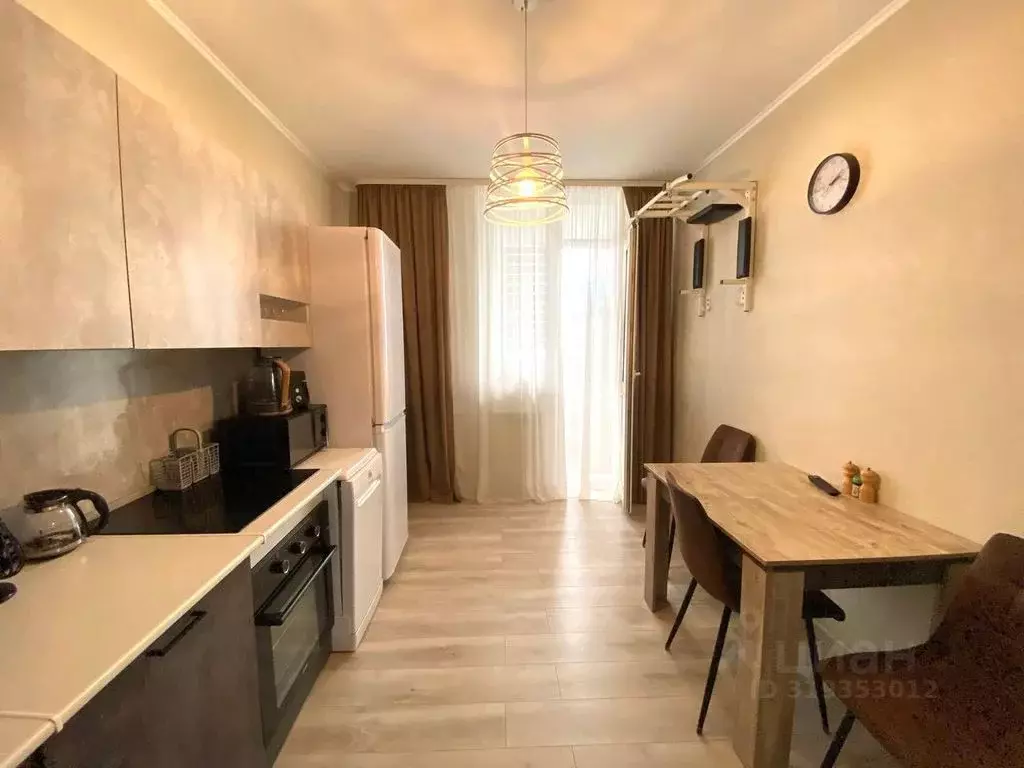1-к кв. Оренбургская область, Оренбург ул. Гаранькина, 23 (48.5 м) - Фото 0