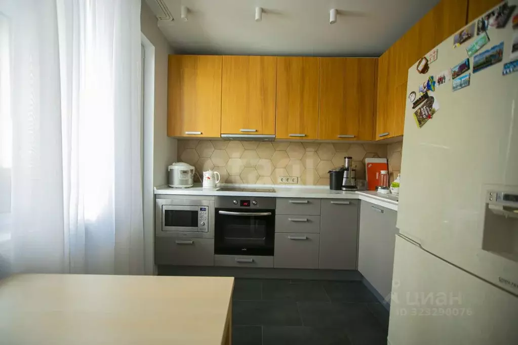 2-к кв. Сахалинская область, Южно-Сахалинск ул. А.О. Емельянова, 35Ак3 ... - Фото 2