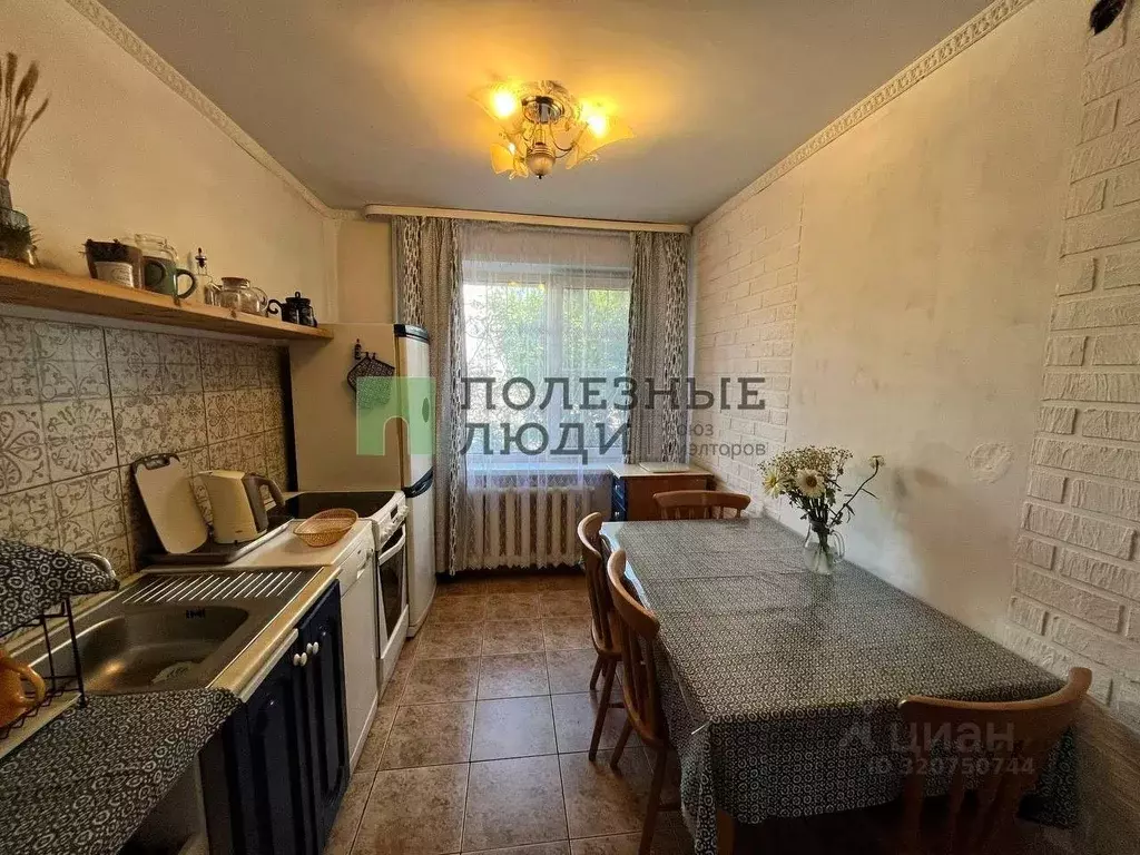 2-к кв. Забайкальский край, Чита Автогенная ул., 13 (49.6 м) - Фото 0
