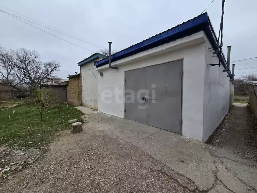 Гараж в Крым, Саки ул. Гайнутдинова (44 м) - Фото 1