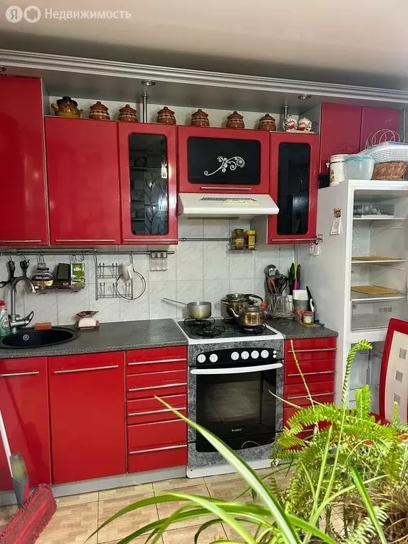 3-комнатная квартира: Собинка, улица Мира, 10 (68 м) - Фото 0